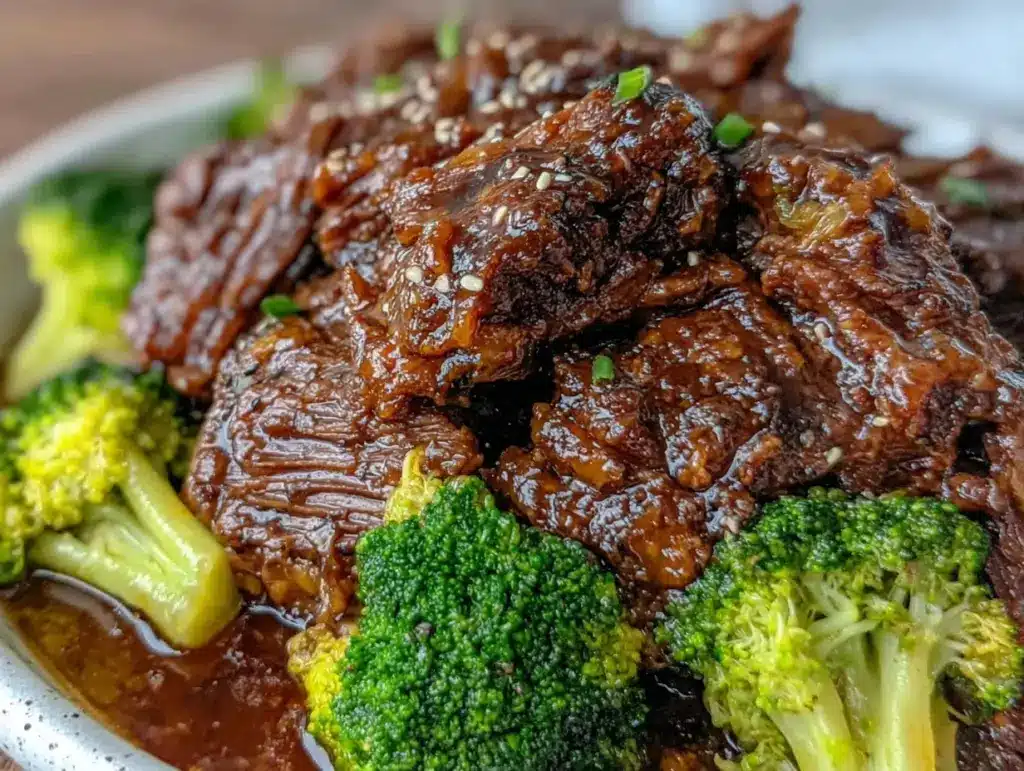 tender crockpot beef and broccoli recipe - featured image