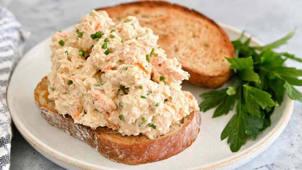 healthy high protein cottage cheese chicken - featured image